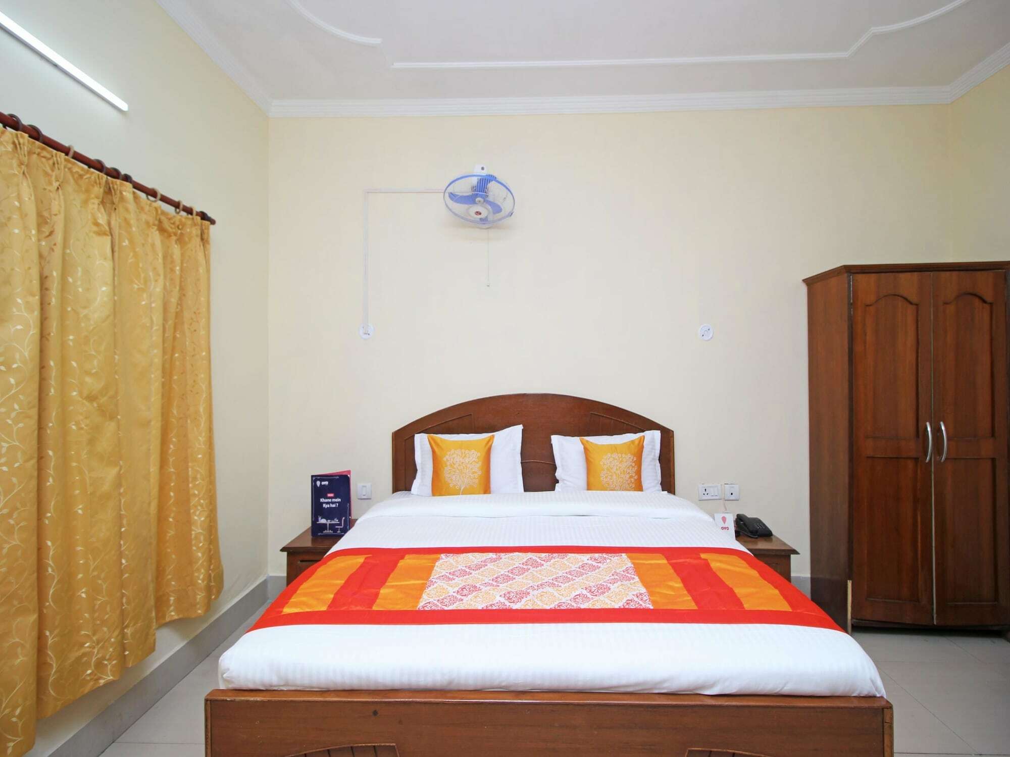 Oyo 8670 Hotel Usha Palace Мусори Екстериор снимка